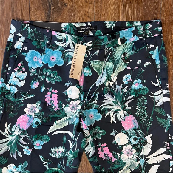 🆕 Banana Republic Avery Floral Straight Leg pant SZ 10P - Picture 4 of 6